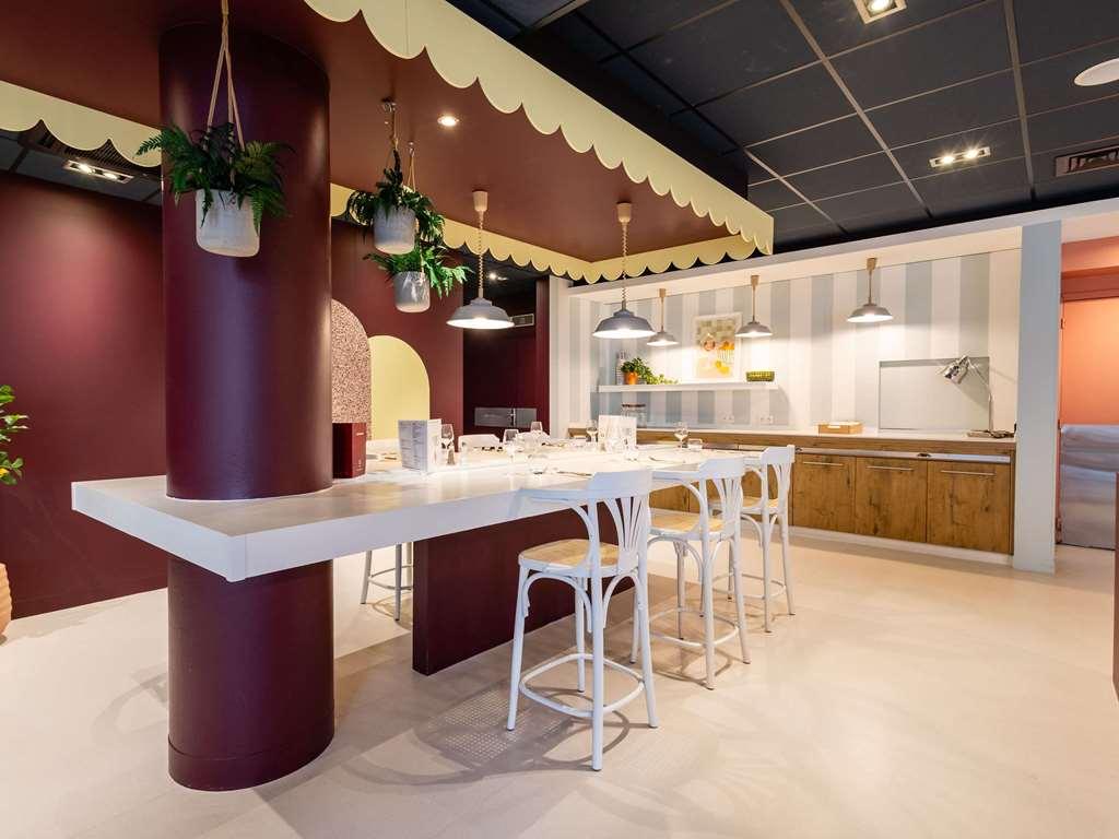 Hotel Ibis Lille Centre Gares Zewnętrze zdjęcie